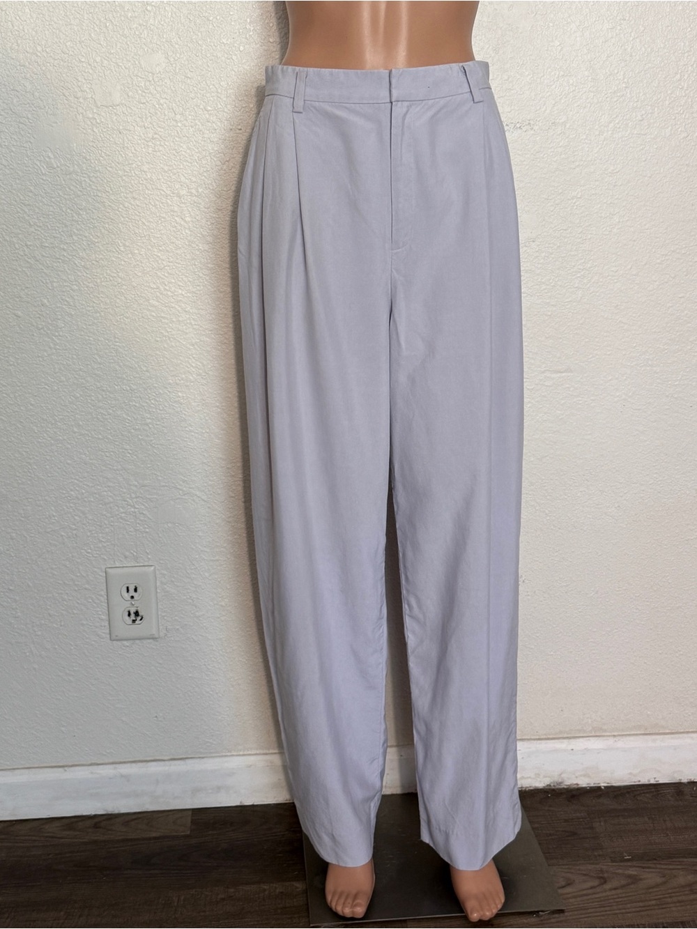 Linda Allard Ellen Tracy 100% Silk Pleated Wide Leg Trousers Light Powder Blue 8